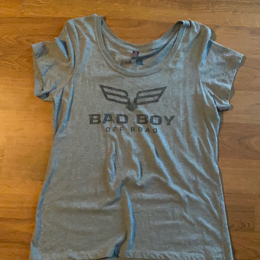 Scoop neck T-shirt